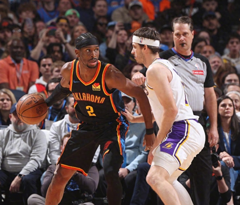 周末亚冠焦点战！那不勒斯迎战洛杉矶湖人，惊险或上演(洛杉矶湖人队与快船直播)